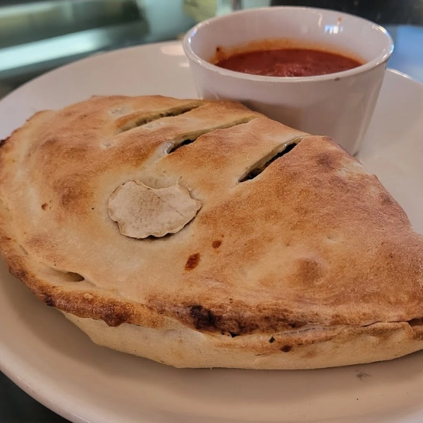 Mario McGees Pizza in Green Valley | Calzone
