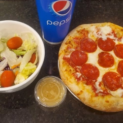 Mario McGees Pizza in Green Valley | image of pizza combo special